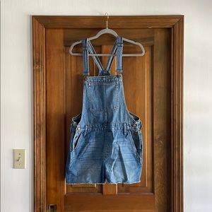 Madewell raw hem short overalls